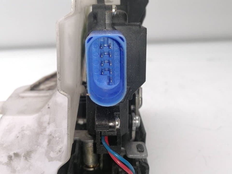 Cerradura puerta delantera derecha VOLKSWAGEN GOLF VI VARIANT (AJ5) 3