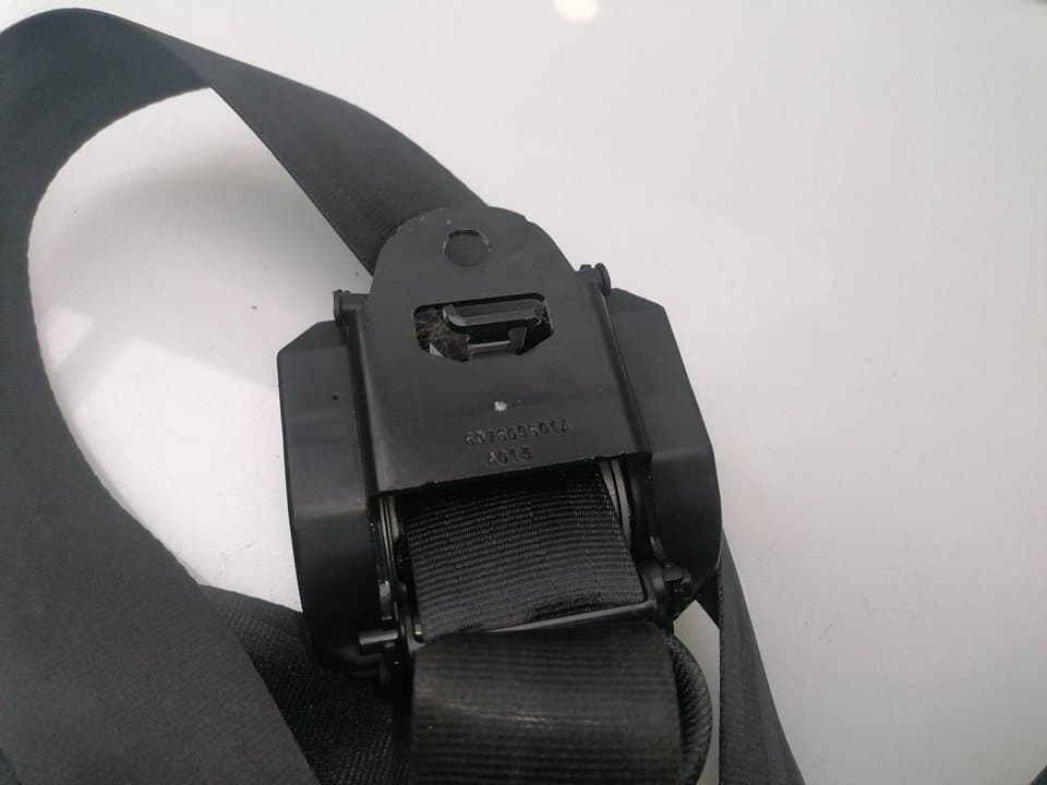 Cinturon seguridad trasero derecho VOLKSWAGEN GOLF VI VARIANT (AJ5) 2