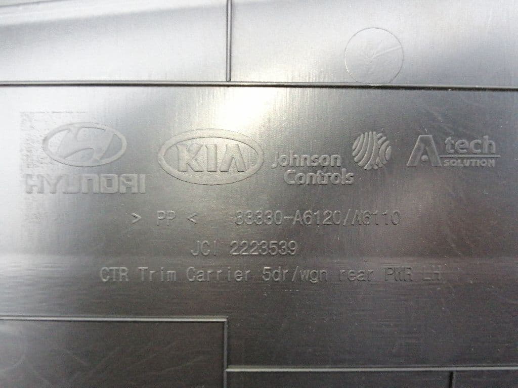 Recambio HYUNDAI I30 CW ref. 83330A6120 4