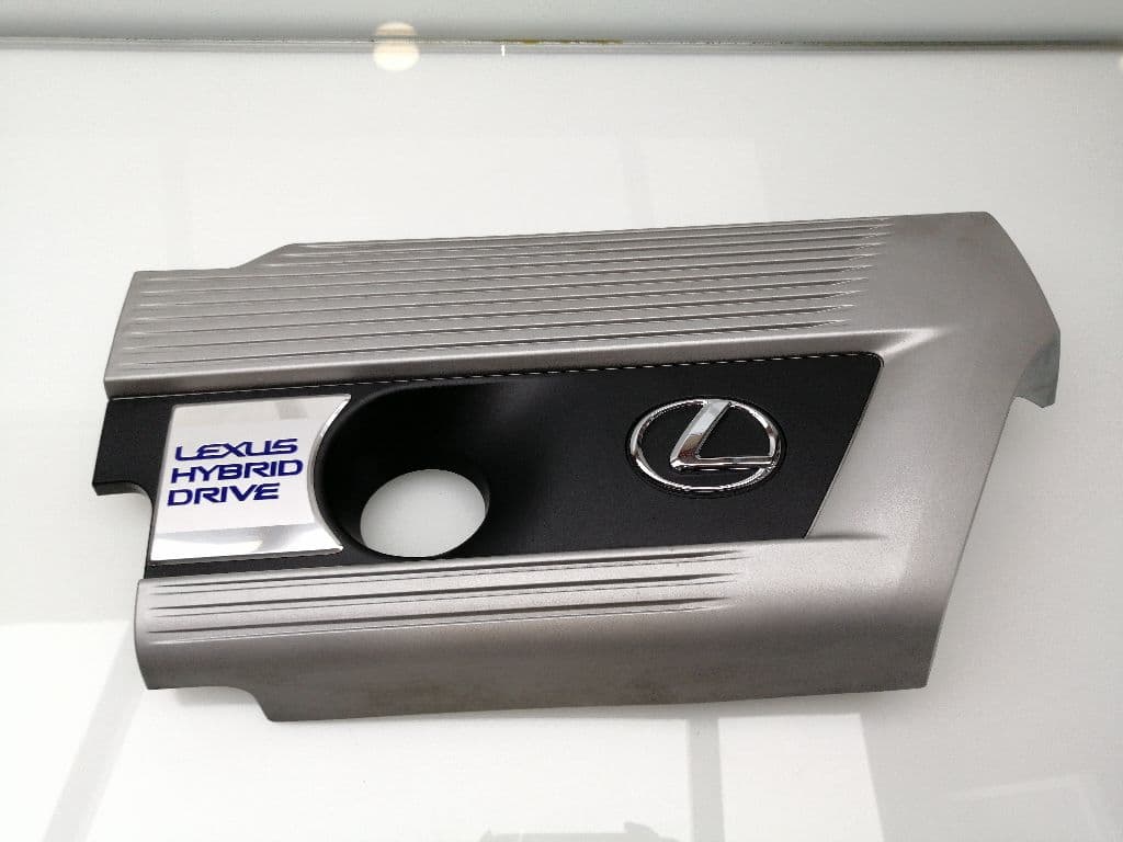 Plastico LEXUS NX