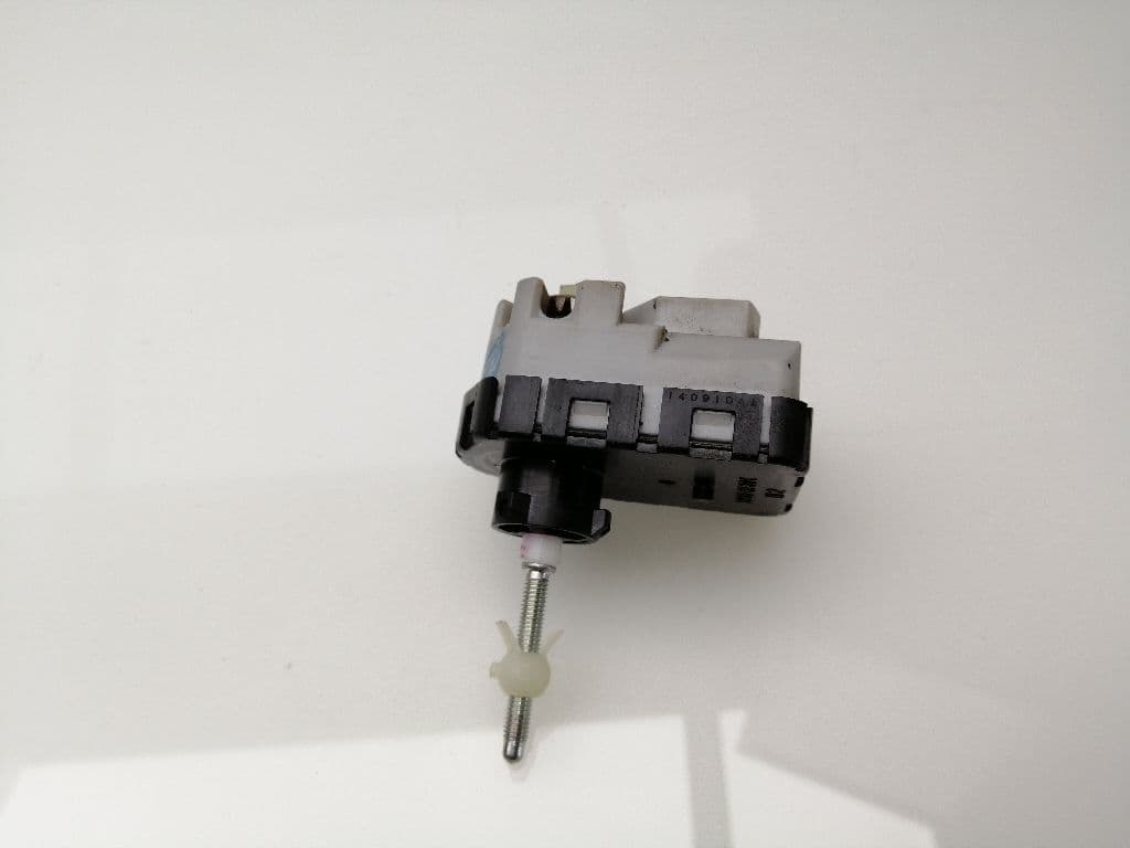 Recambio LEXUS NX ref. 8566112020 3