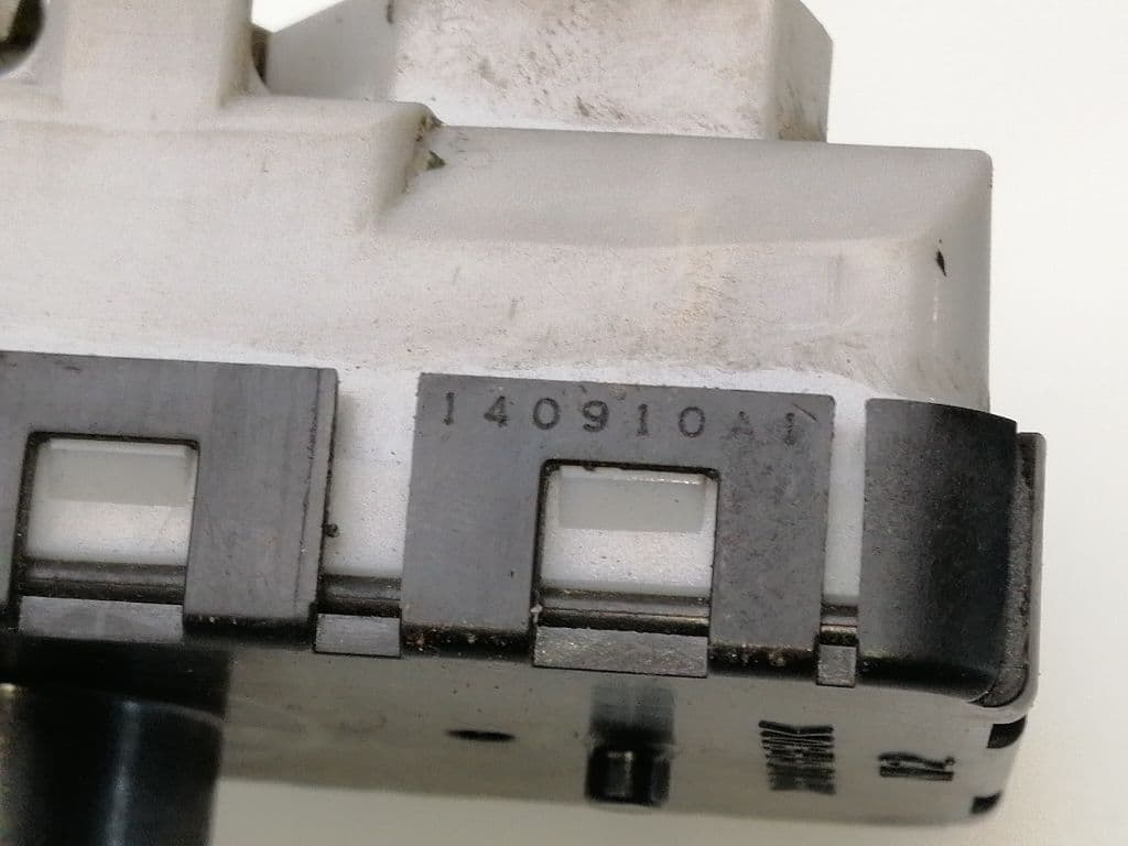 Recambio LEXUS NX ref. 8566112020 2