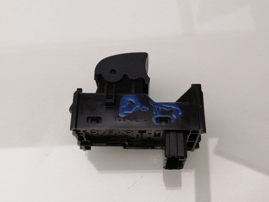 Mando elevalunas delantero derecho LEXUS NX 2