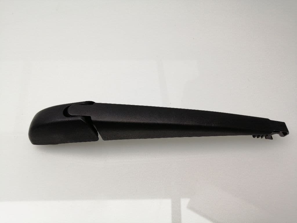 Brazo limpia trasero LEXUS NX