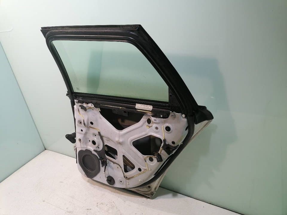Puerta trasera derecha SEAT EXEO BERLINA (3R2) 4