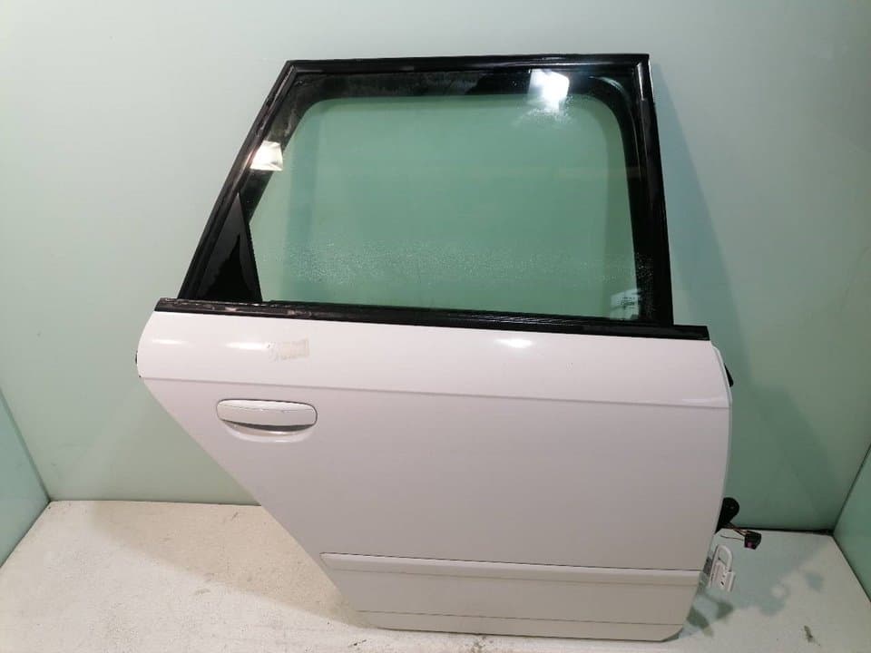 Puerta trasera derecha SEAT EXEO BERLINA (3R2)