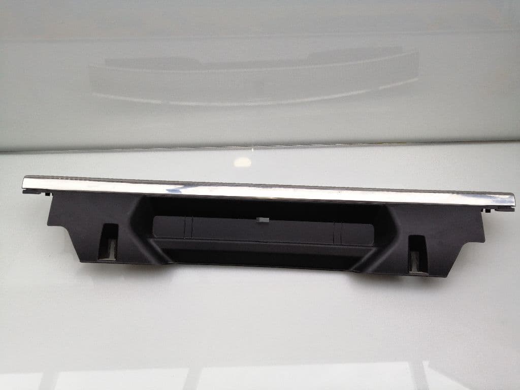 Plastico AUDI Q5 (8R) 2