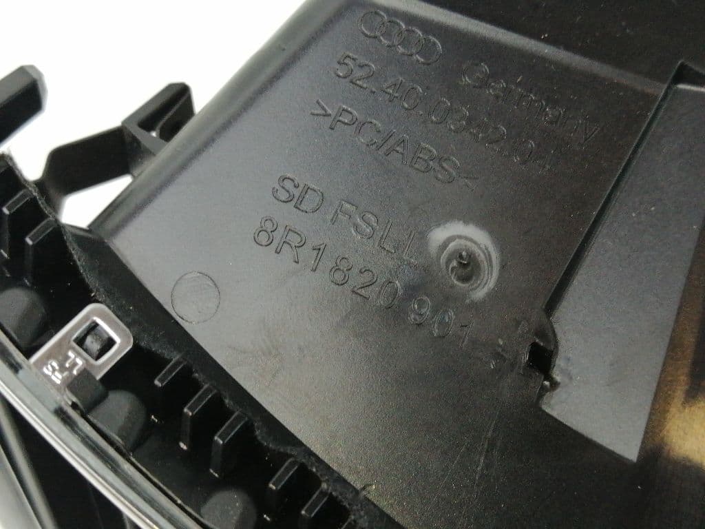 Plastico AUDI Q5 (8R) 2
