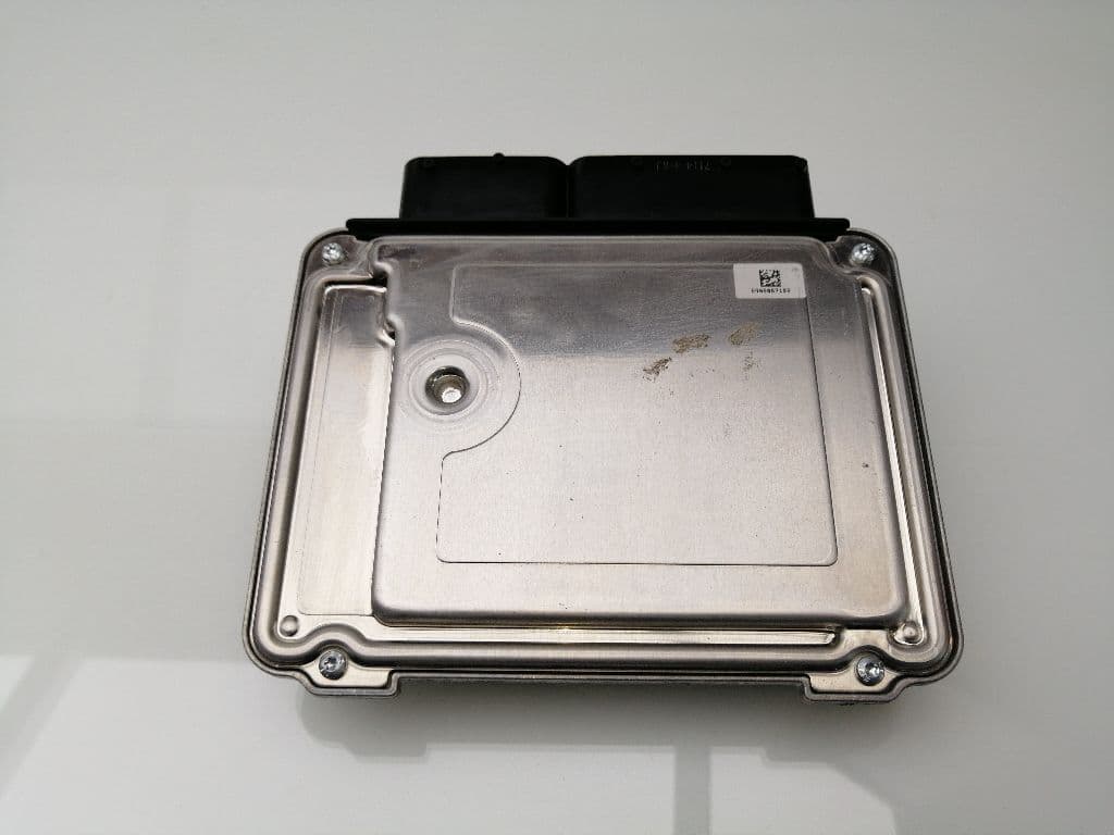 Centralita motor uce AUDI Q5 (8R) 4