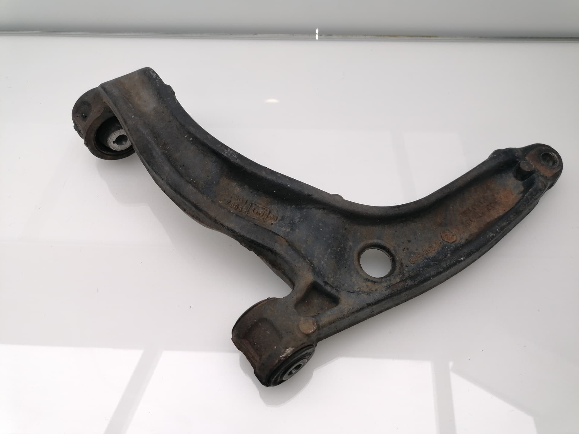 Brazo suspension inferior delantero derecho VOLKSWAGEN T6 TRANSPORTER