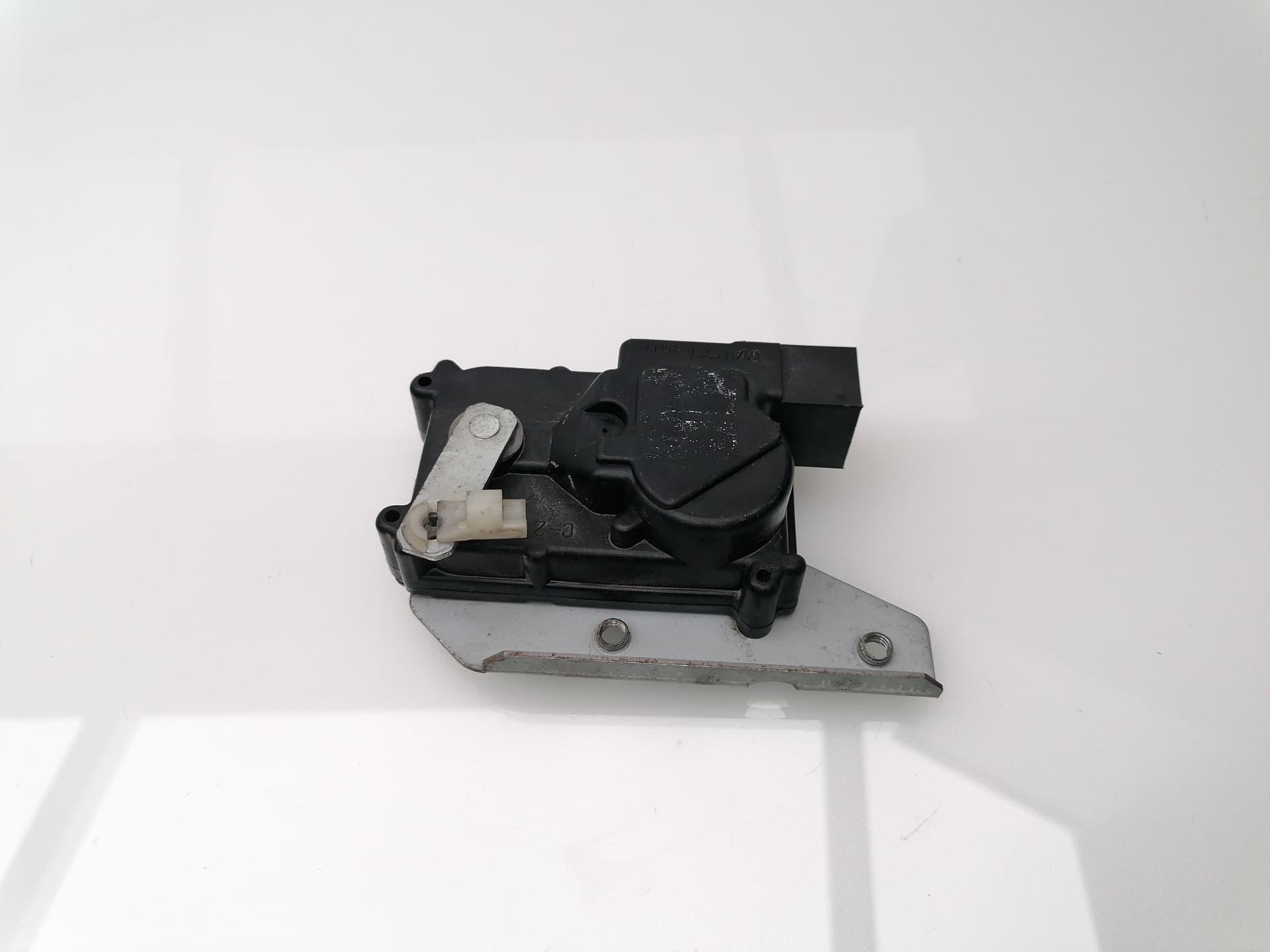Cerradura maletero / porton MITSUBISHI GALLOPER (HYUNDAI)