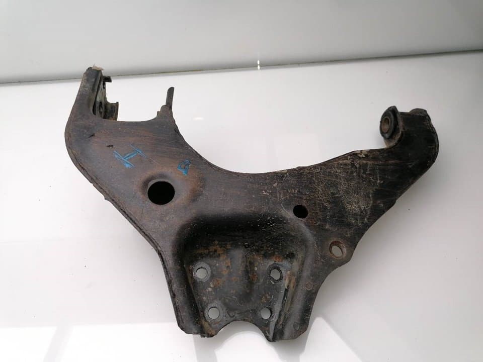 Brazo suspension inferior delantero izquierdo MITSUBISHI GALLOPER (HYUNDAI) 2