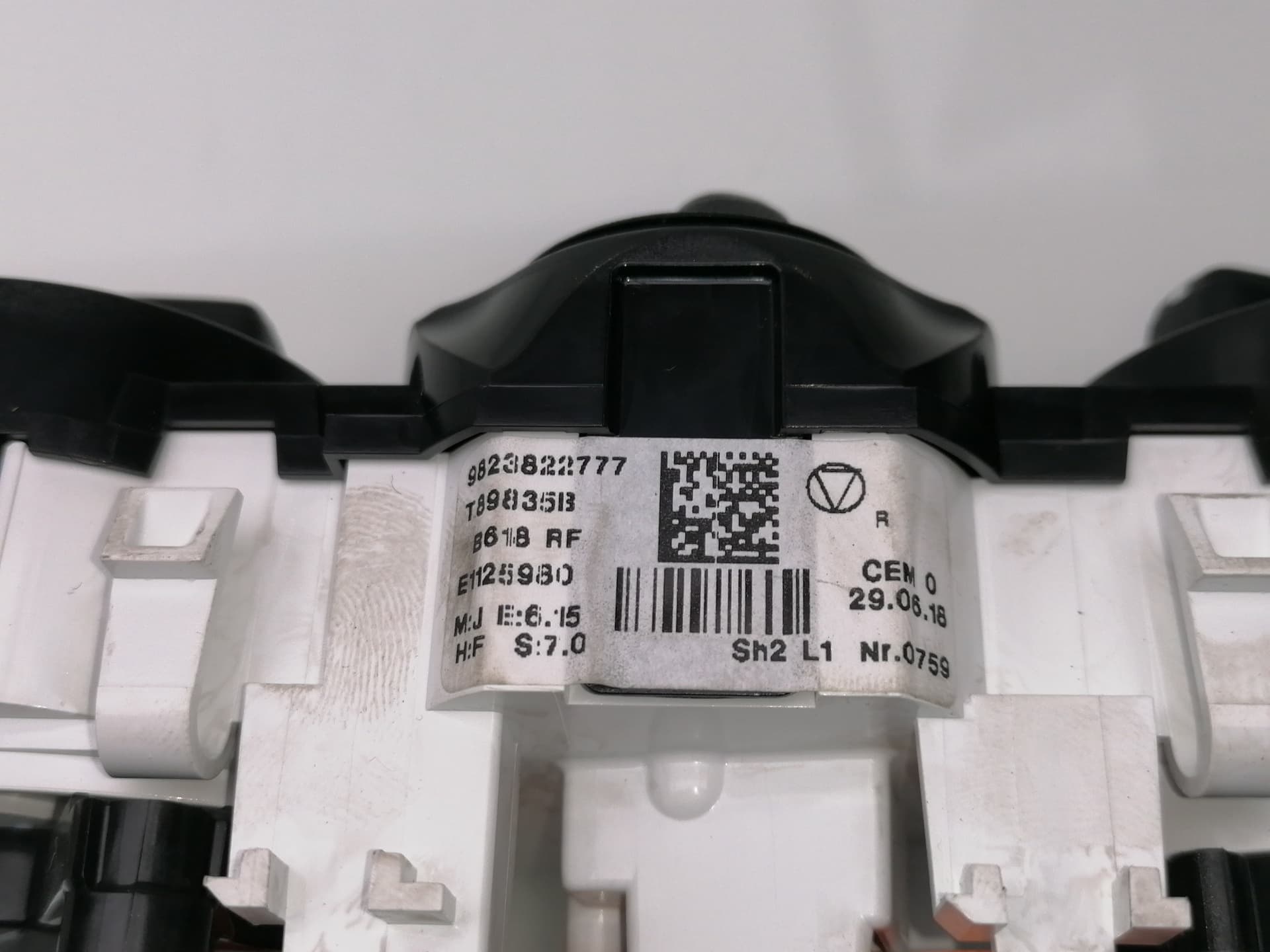 Recambio CITROEN C3 ref. 9823822777 5