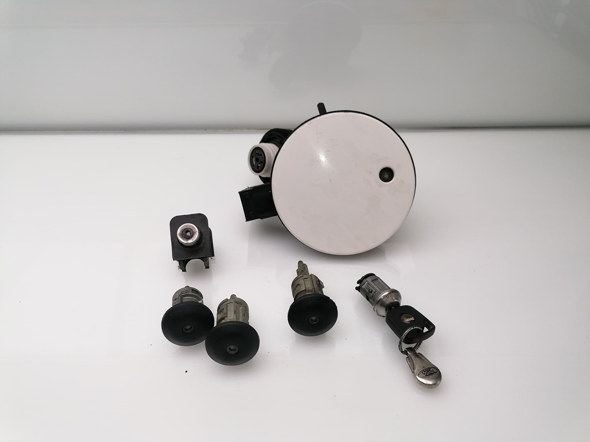 Tapa exterior combustible FORD TOURNEO CONNECT