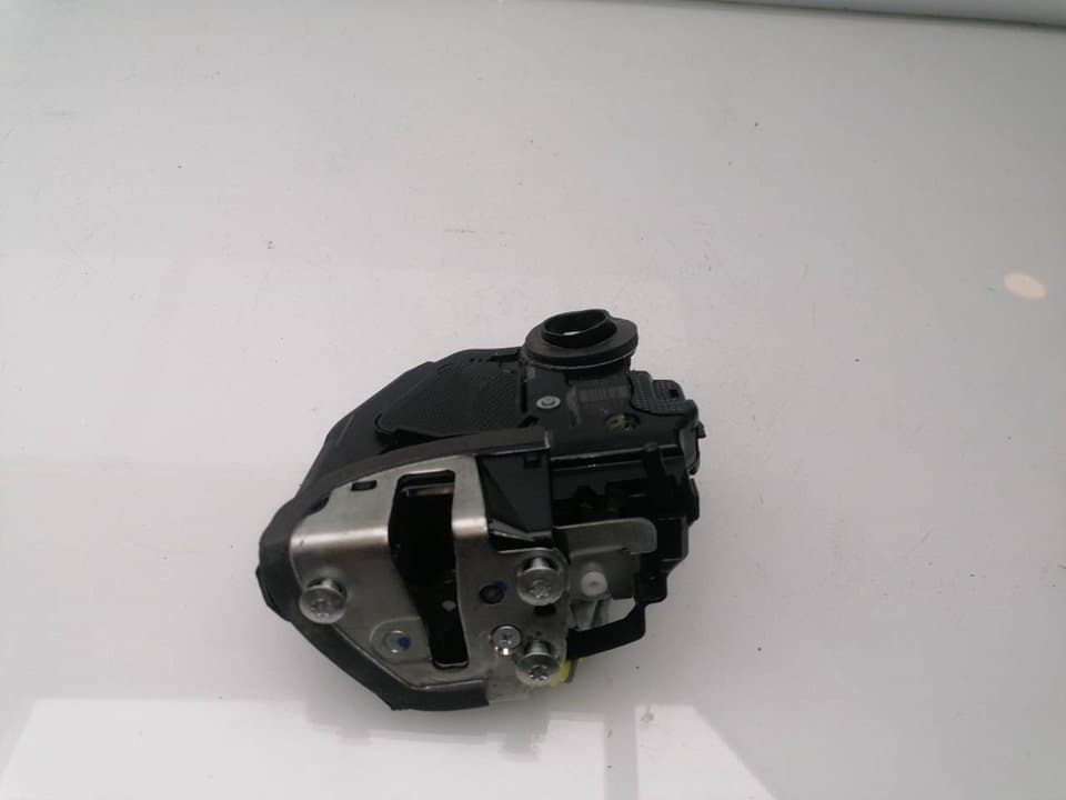 Cerradura puerta trasera izquierda HONDA CIVIC BERLINA (FN) 4
