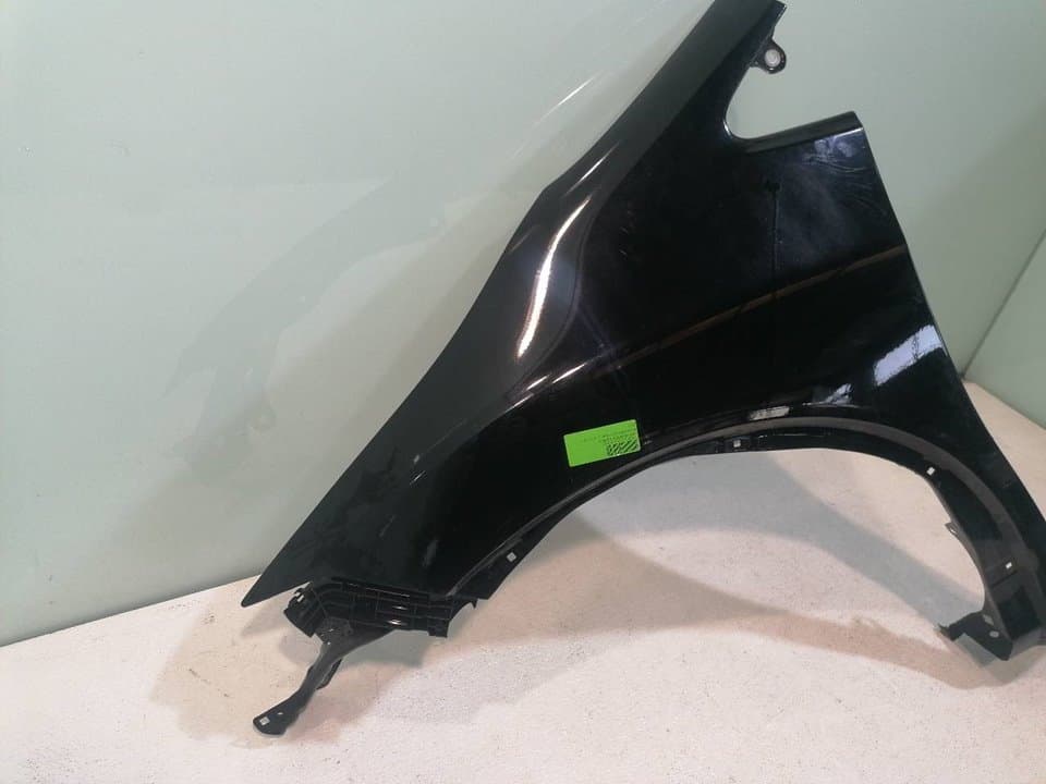 Aleta delantera izquierda HONDA CIVIC BERLINA (FN) 5