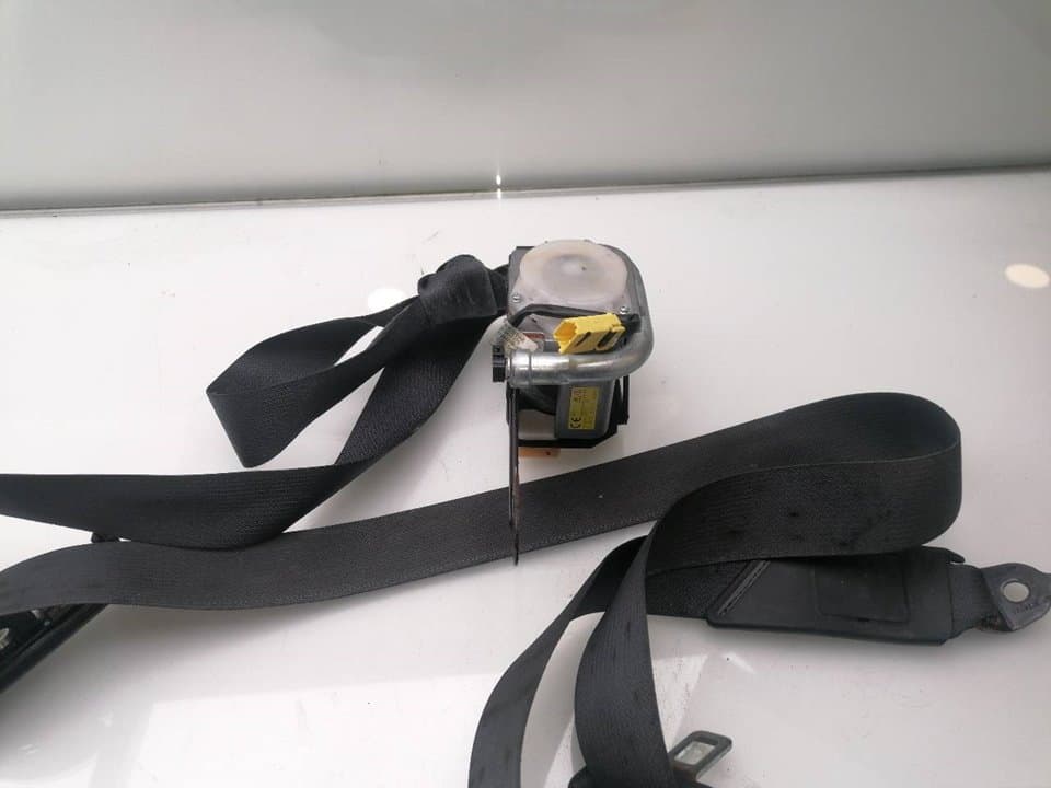 Cinturon seguridad delantero izquierdo HONDA CIVIC BERLINA (FN) 3