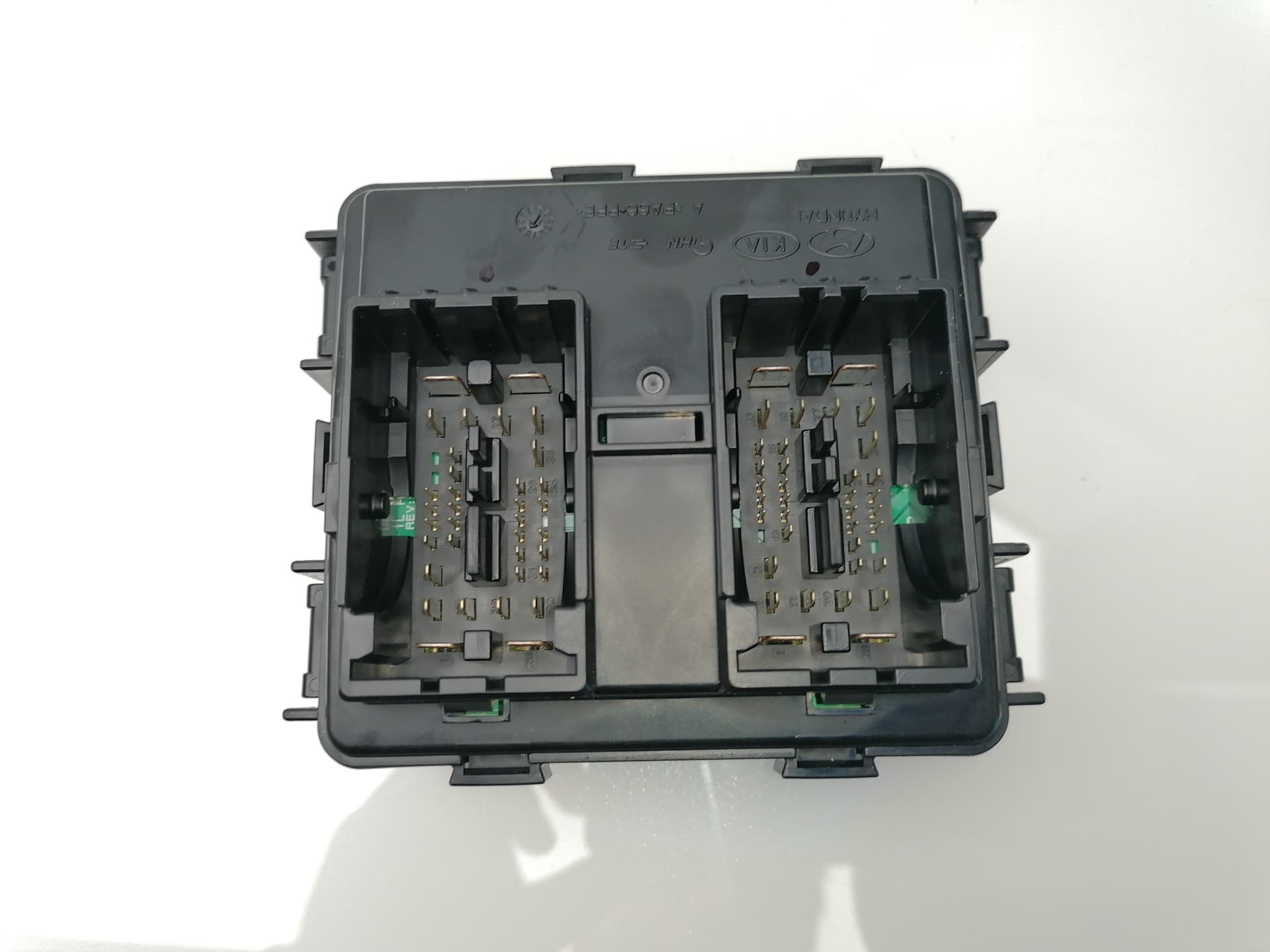 Caja reles / fusibles HYUNDAI IX35 2