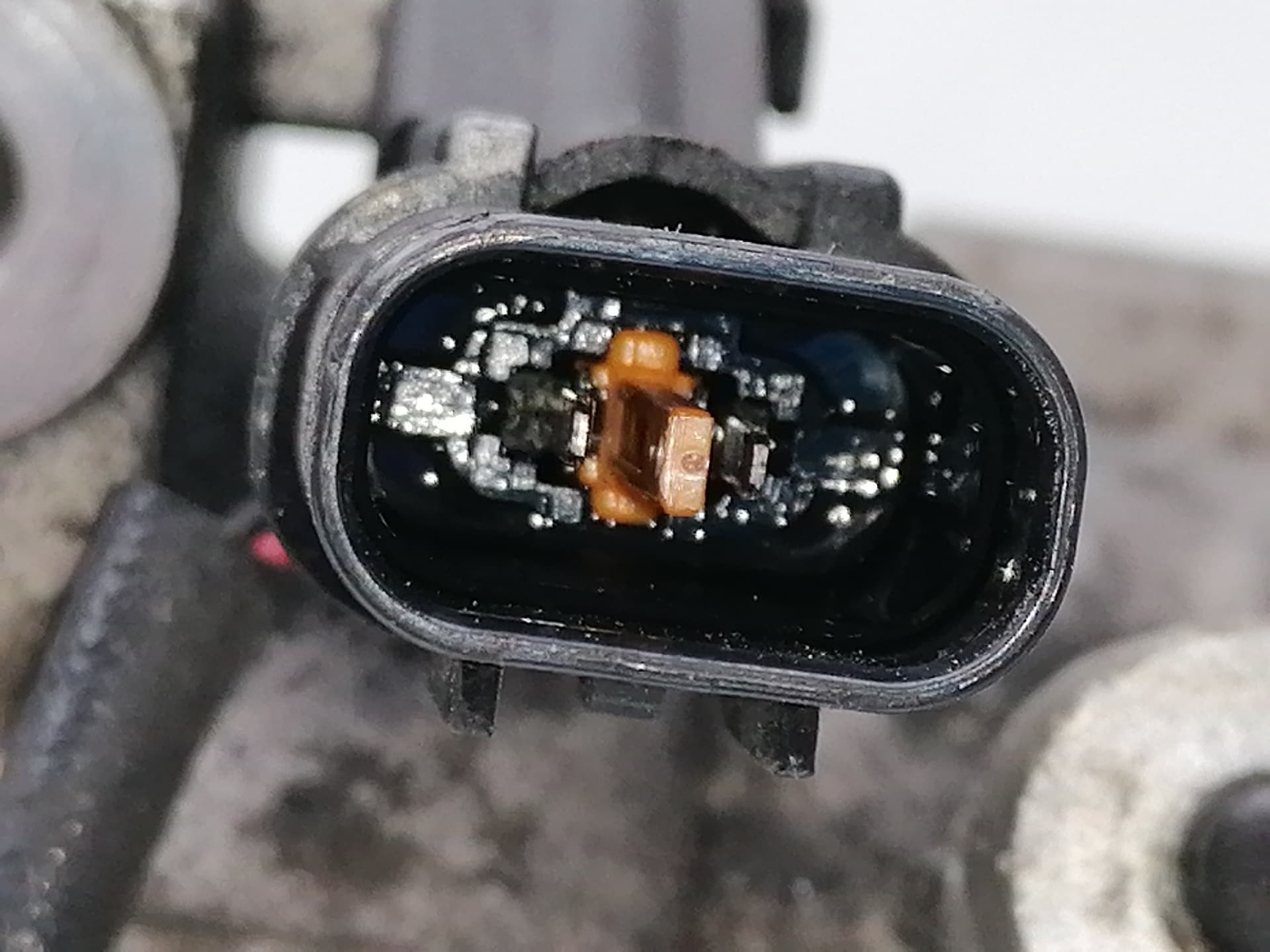 Recambio HYUNDAI IX35 ref. F500NFFEA02 4