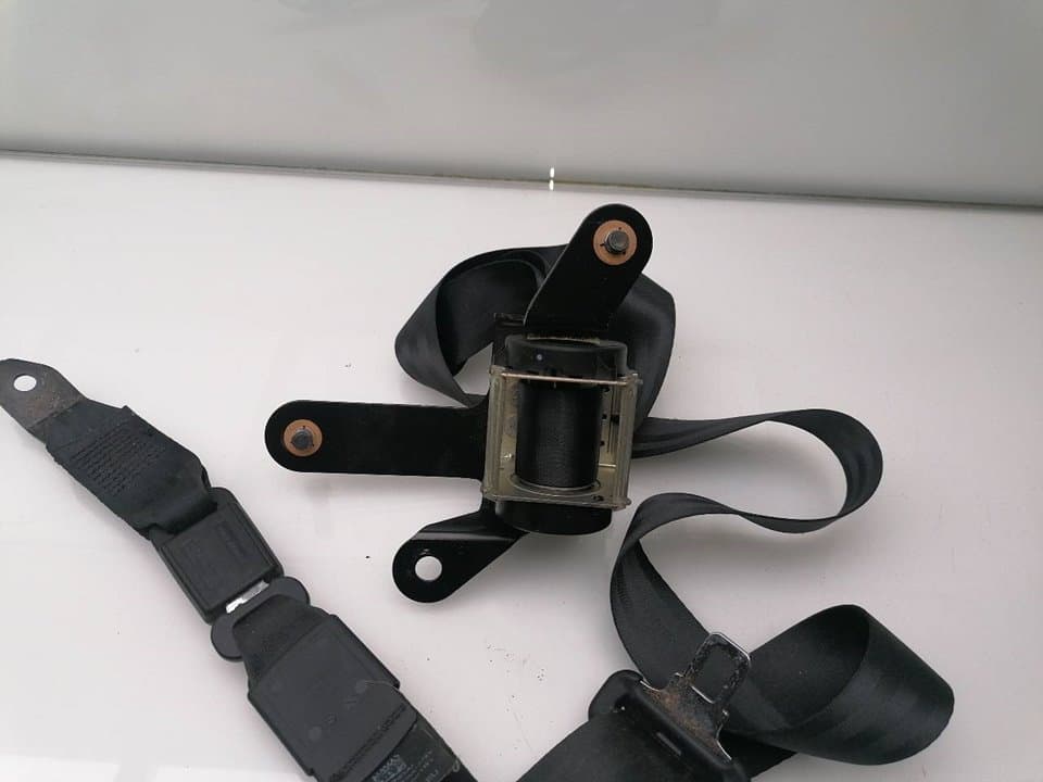 Cinturon seguridad trasero central HYUNDAI IX35 3
