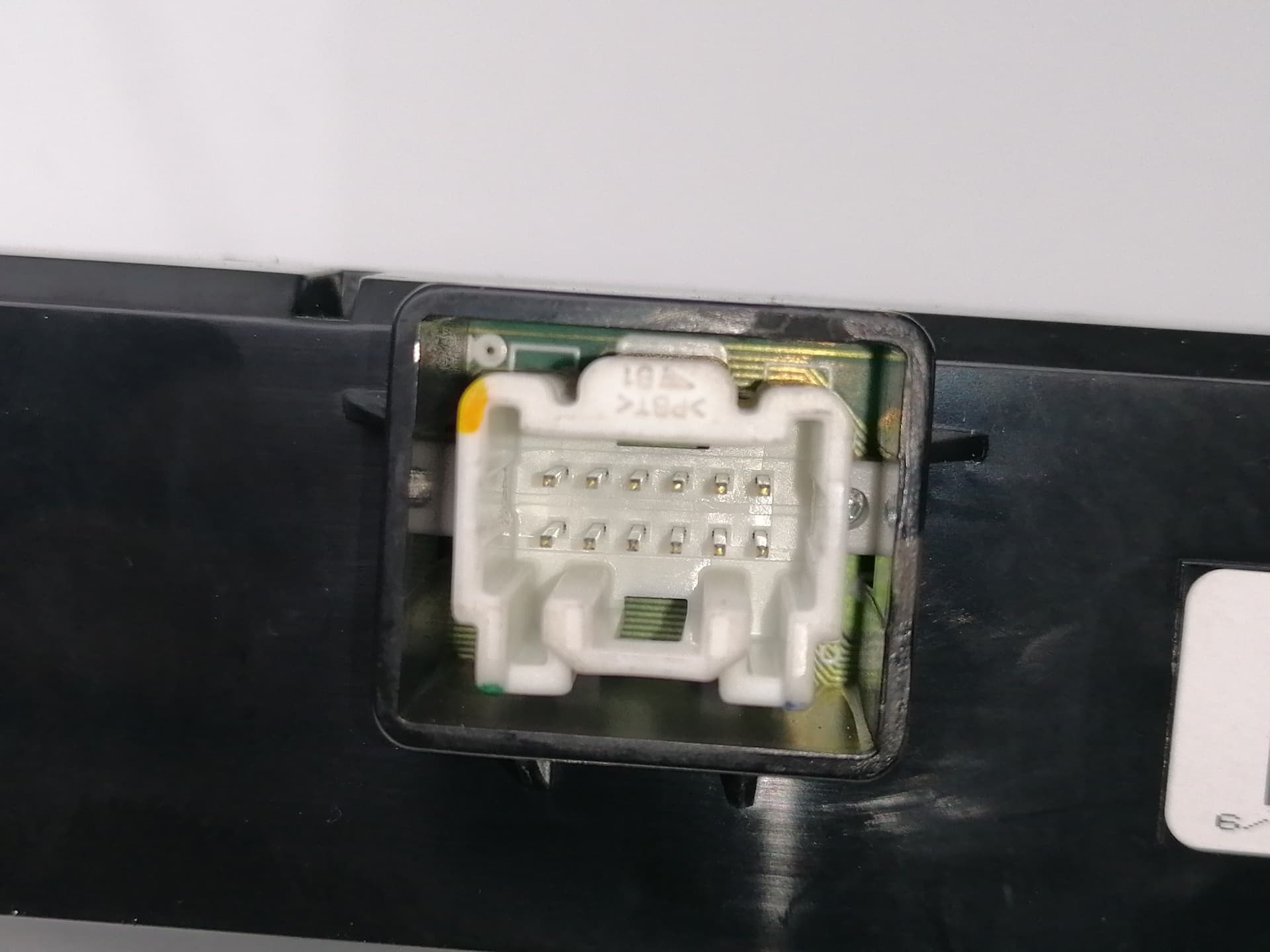 Pantalla multifuncion MAZDA 5 BERL 4
