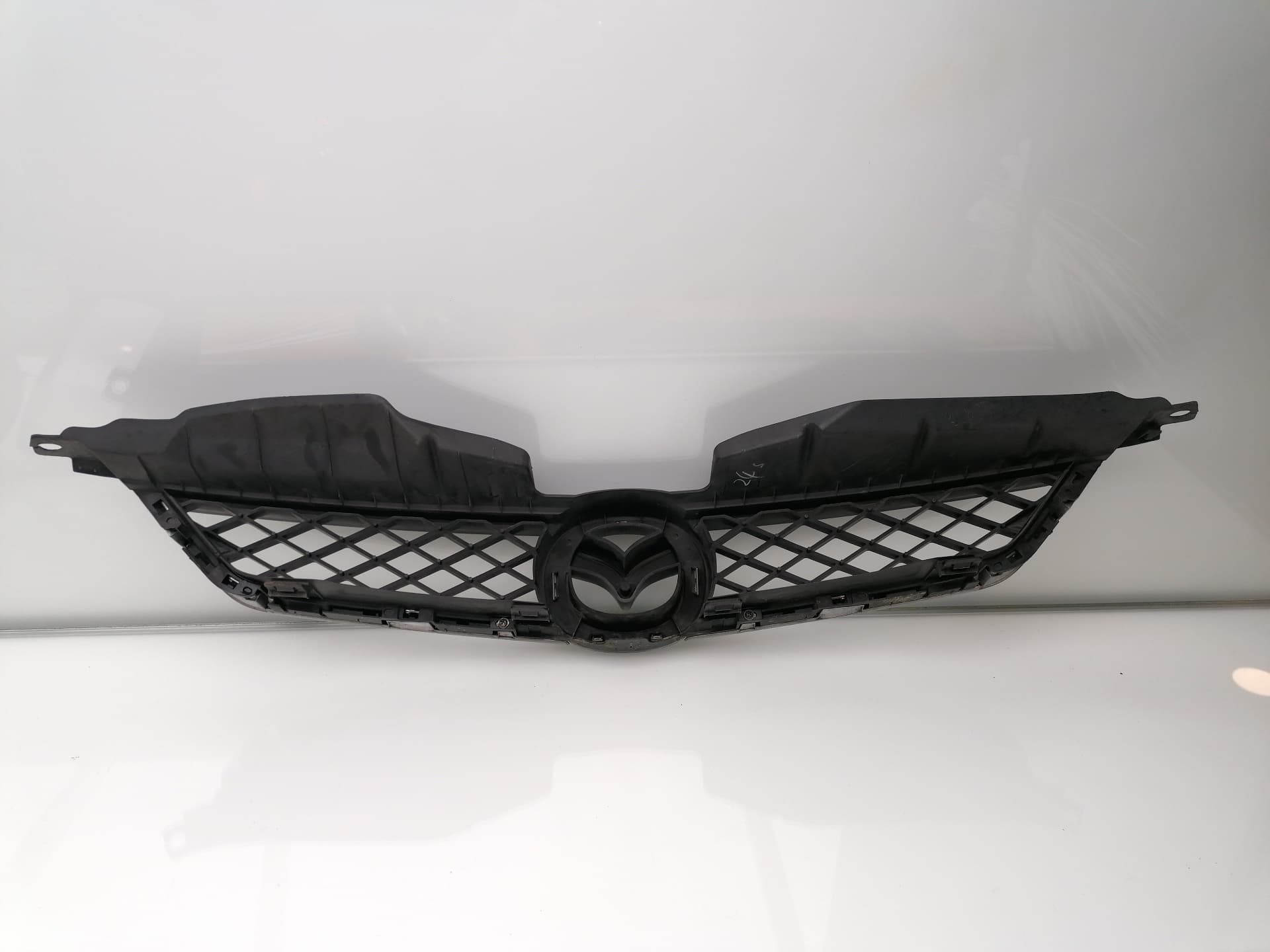 Rejilla delantera MAZDA 5 BERL 4