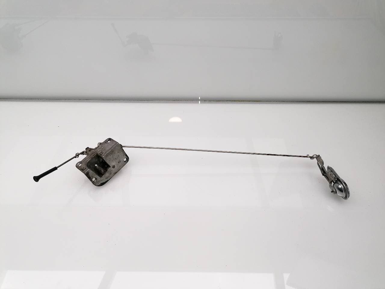Cerradura puerta delantera izquierda MERCEDES-BENZ CLASE E (W124) COUPE/CABRIO