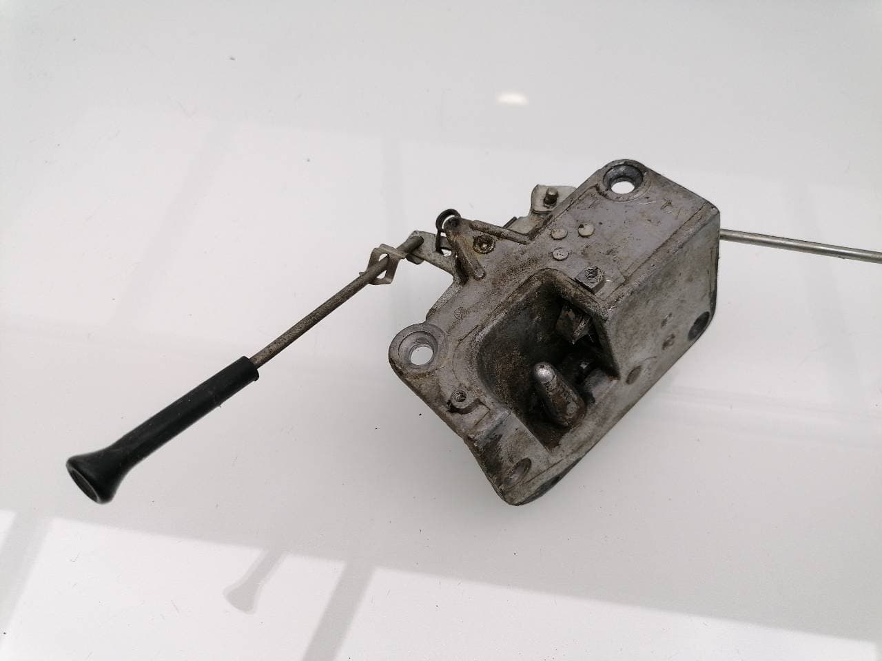 Cerradura puerta delantera izquierda MERCEDES-BENZ CLASE E (W124) COUPE/CABRIO 3