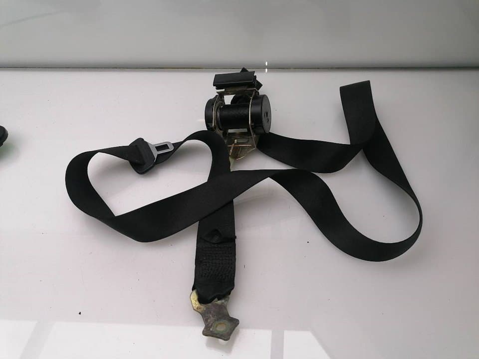 Cinturon seguridad trasero izquierdo BMW SERIE 3 BERLINA (E46)