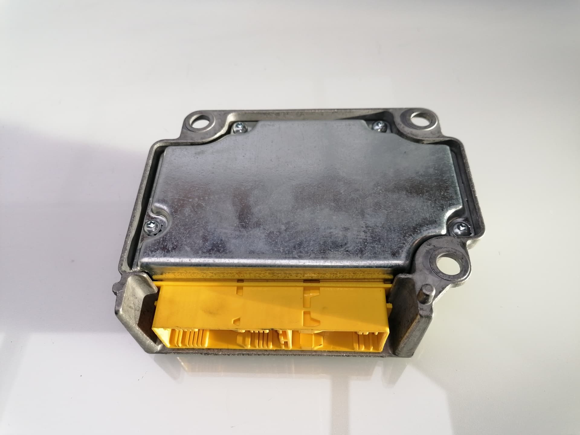 Centralita airbag MERCEDES-BENZ CLASE A (W176) 3