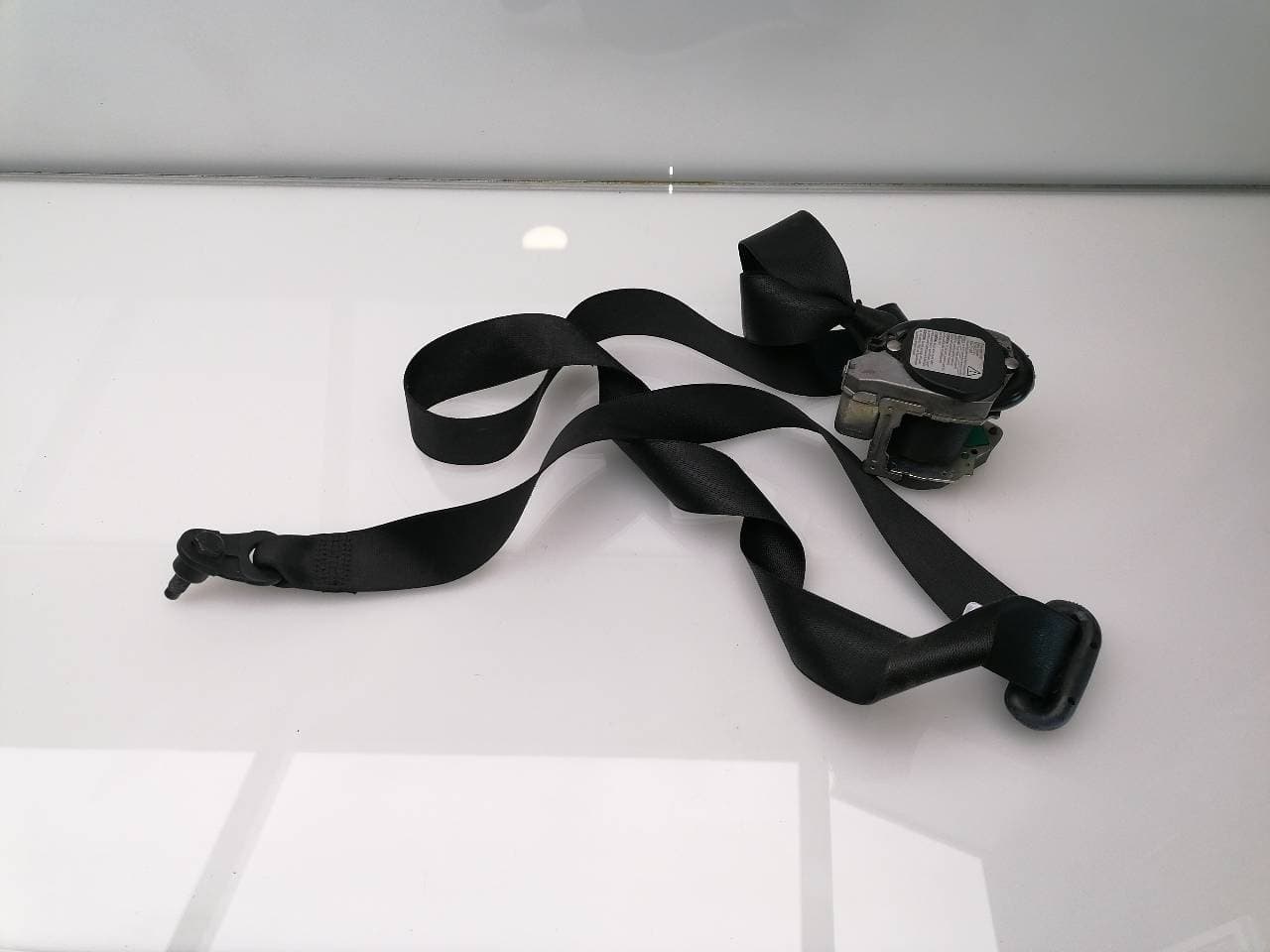 Cinturon seguridad delantero derecho MERCEDES-BENZ CLASE A (W176) 3