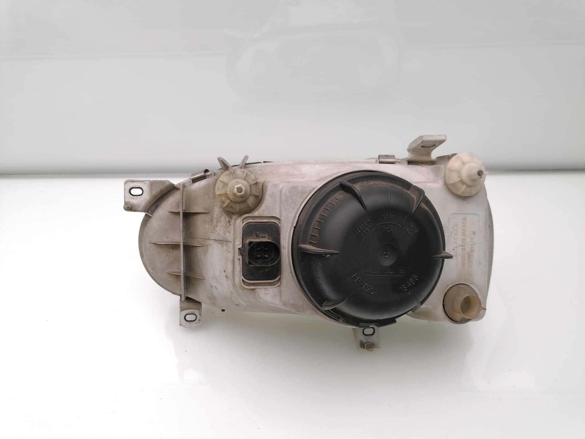 Faro derecho VOLKSWAGEN GOLF III BERLINA (1H1) 3