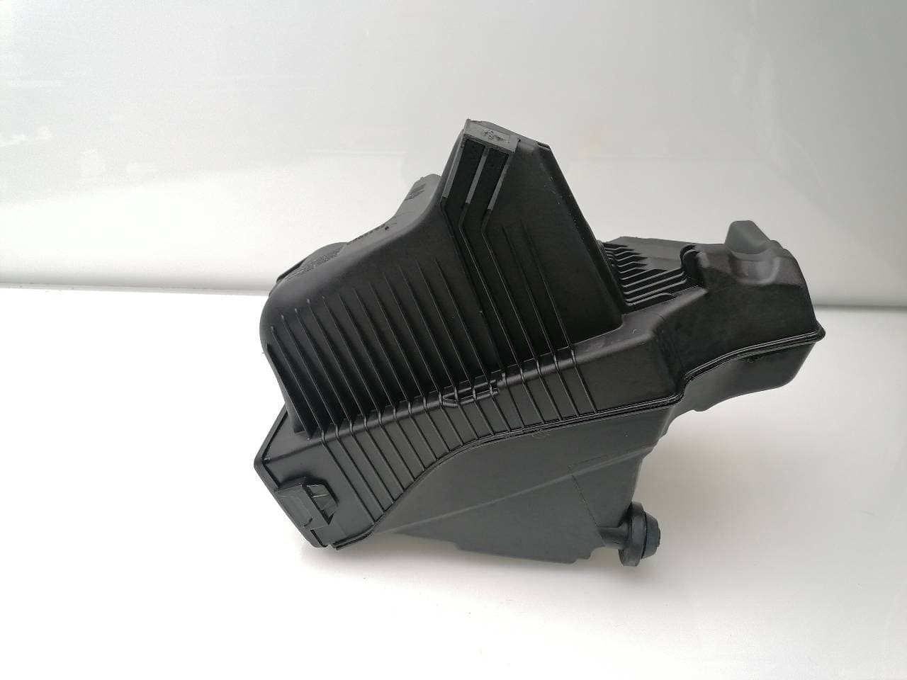 Caja filtro aire NISSAN NV 200 (M20) 3
