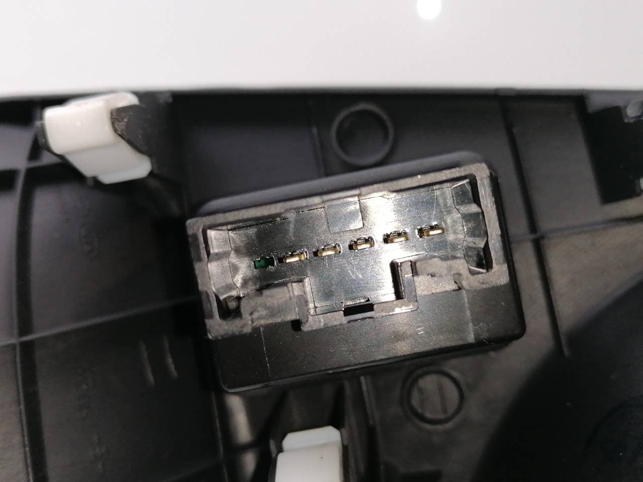 Plastico HYUNDAI IX35 5