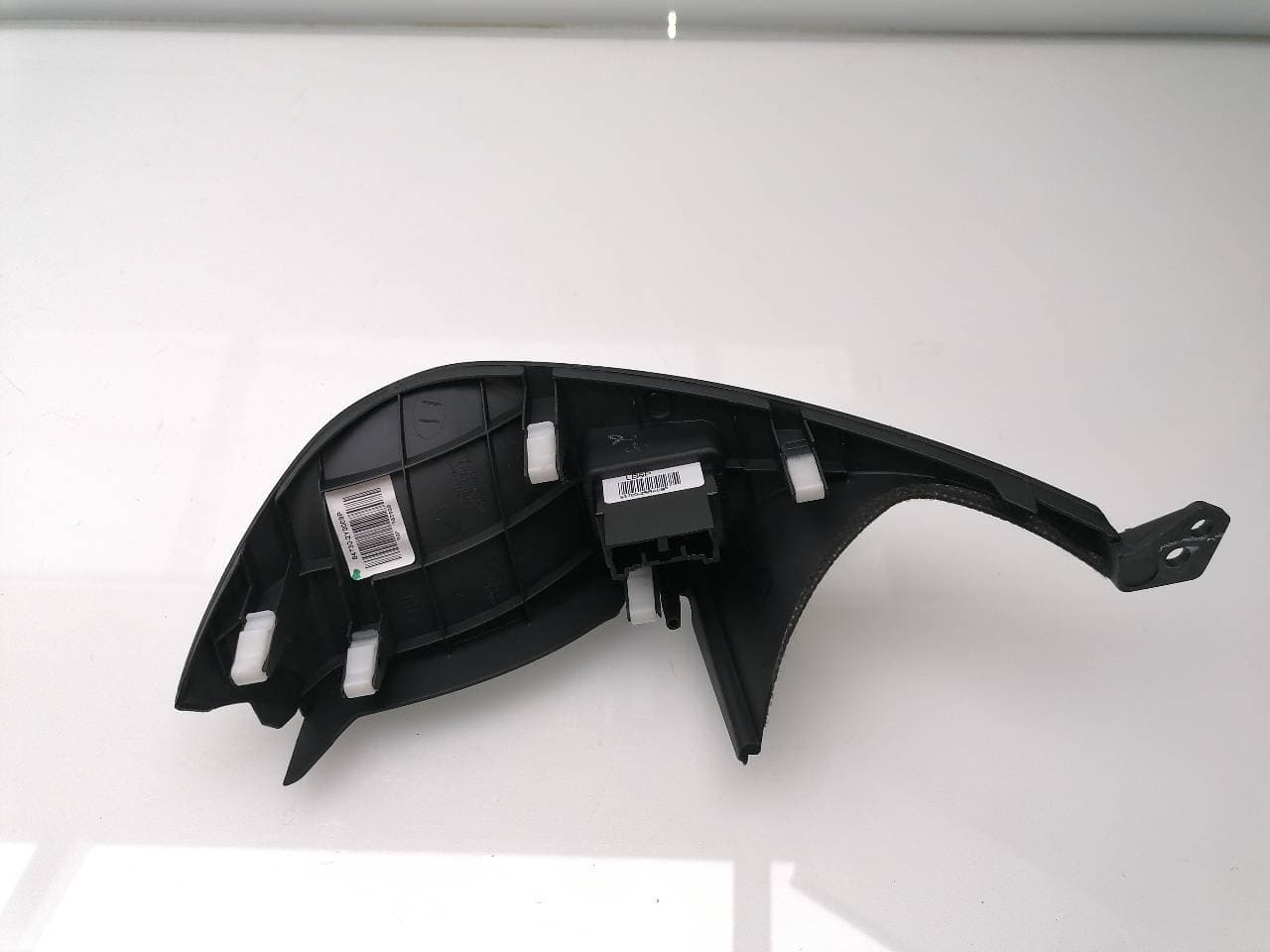 Plastico HYUNDAI IX35 4