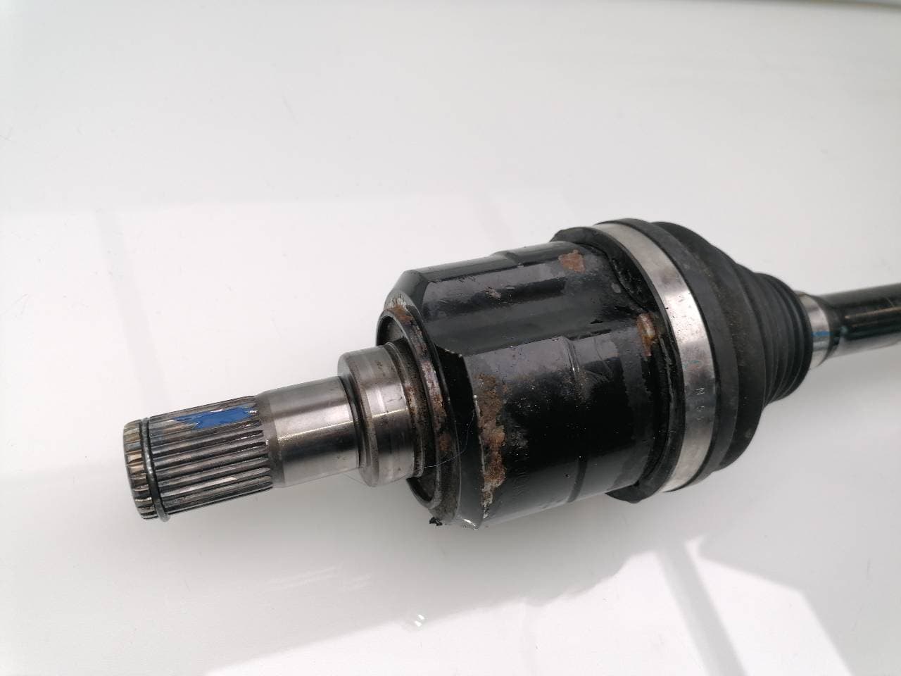 Transmision delantera izquierda HYUNDAI IX35 2