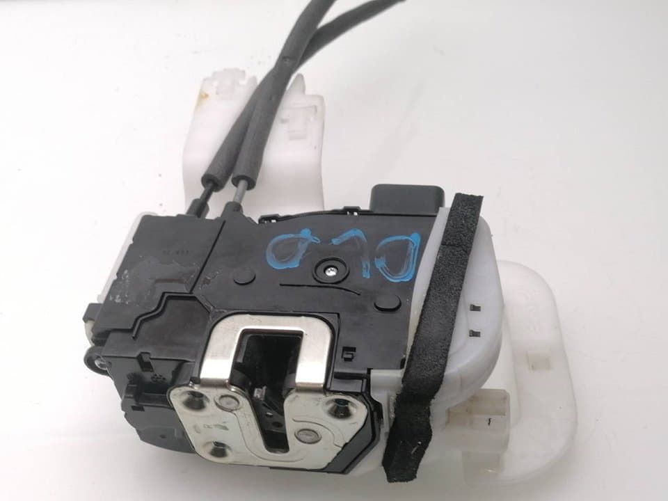Cerradura puerta delantera derecha HYUNDAI IX35