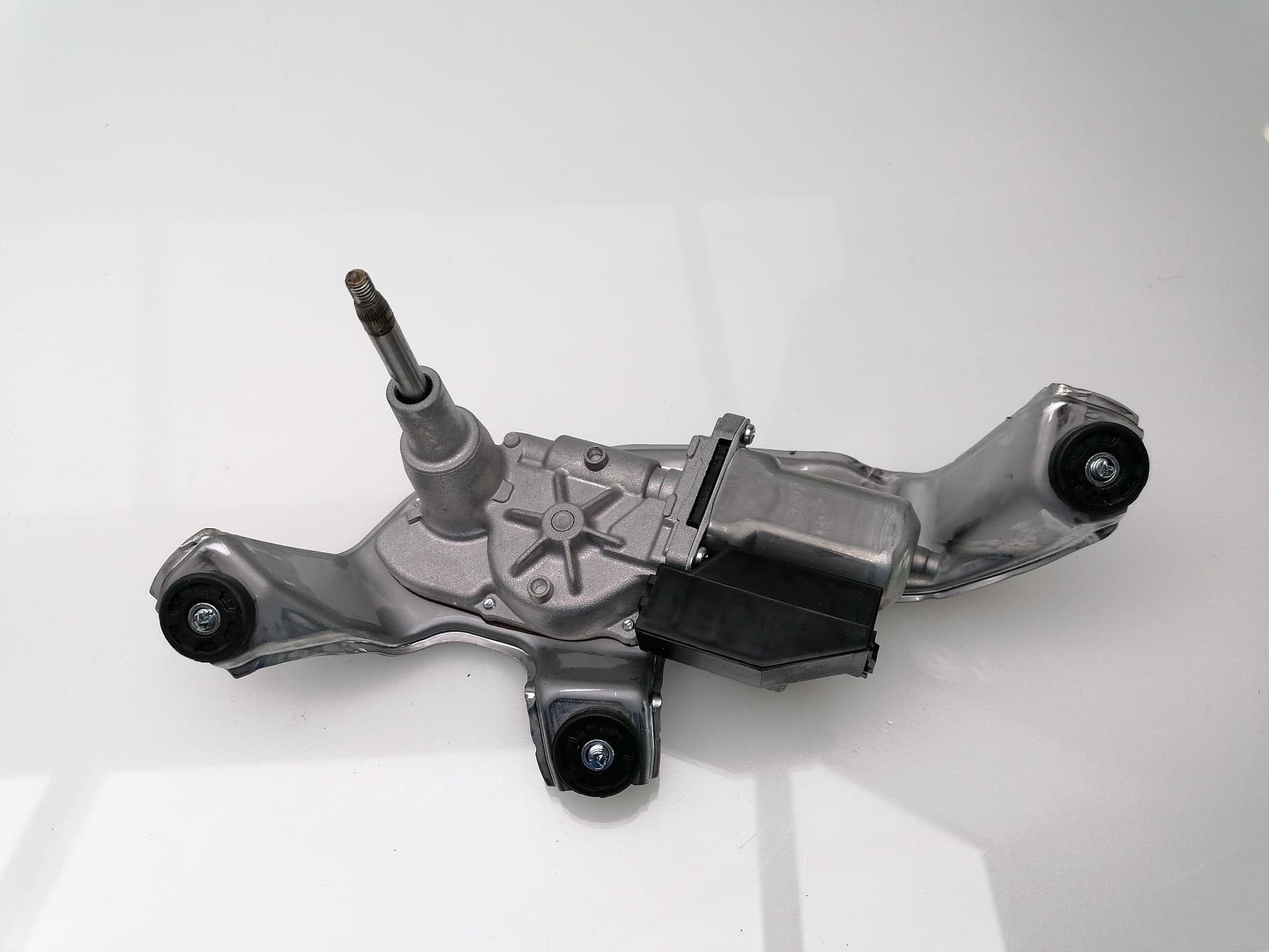 Motor limpia trasero TOYOTA PRIUS+ 4