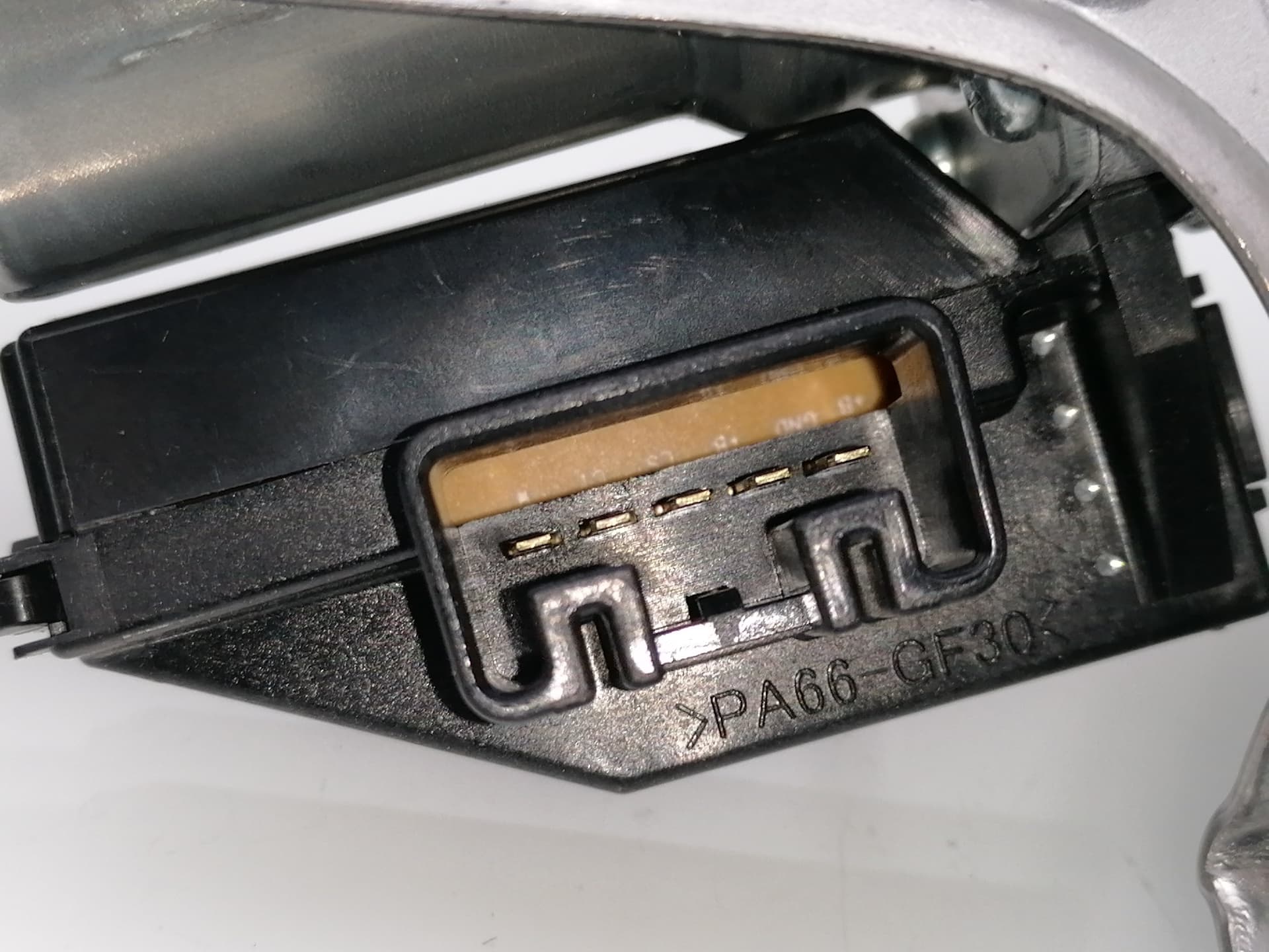 Motor limpia trasero TOYOTA PRIUS+ 2
