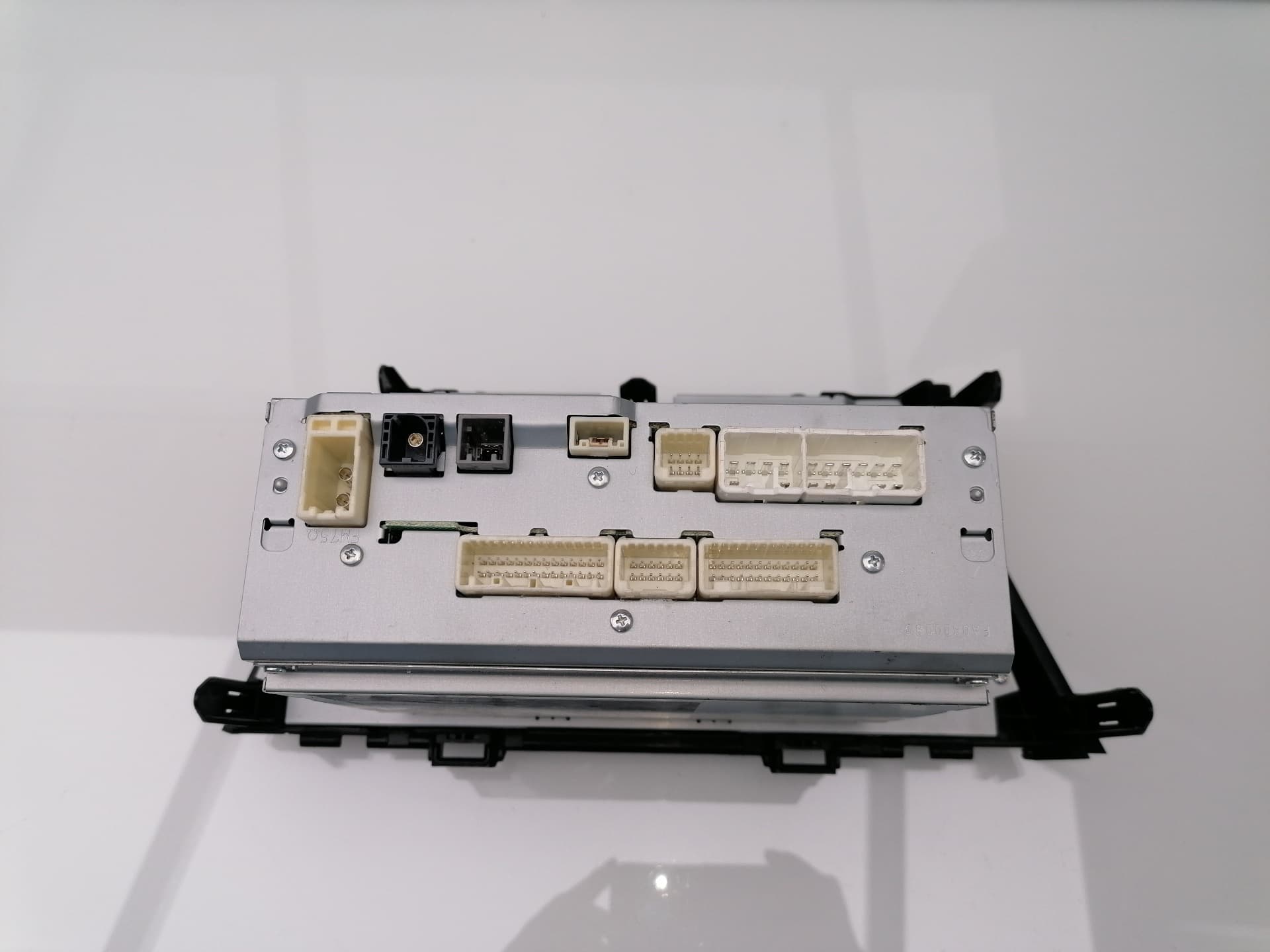 Sistema audio / radio cd TOYOTA PRIUS+ 2