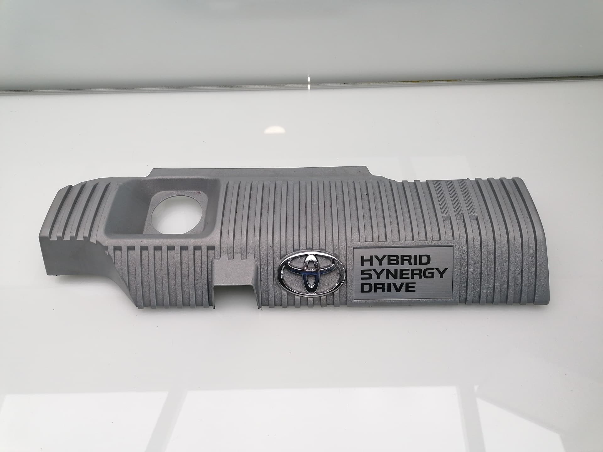 Plastico TOYOTA PRIUS+