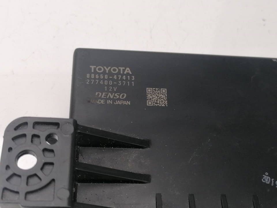 Modulo electronico TOYOTA PRIUS+ 4