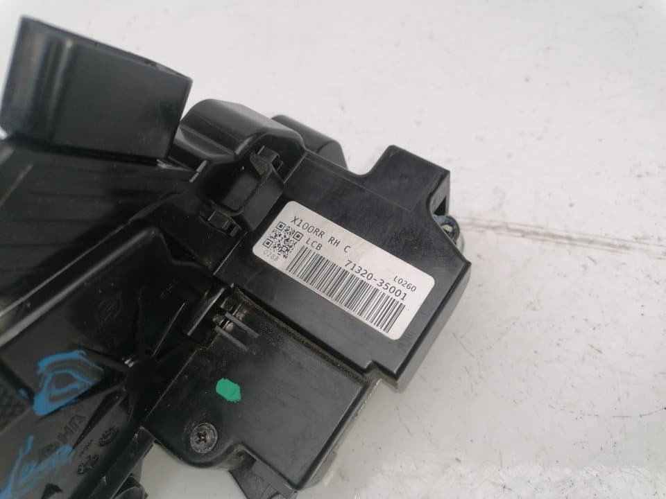 Cerradura puerta trasera derecha SSANGYONG TIVOLI 3