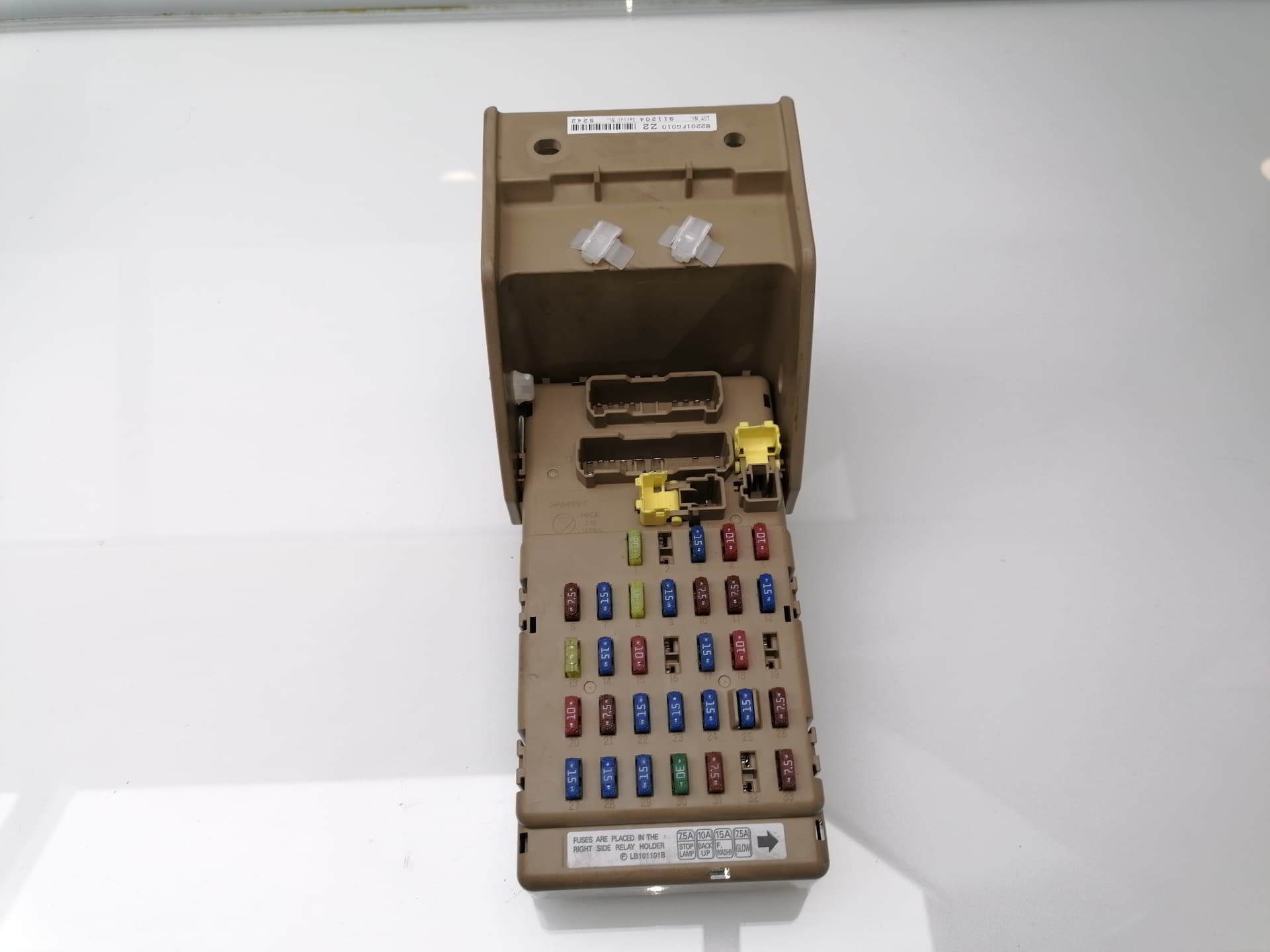 Caja reles / fusibles SUBARU IMPREZA G12