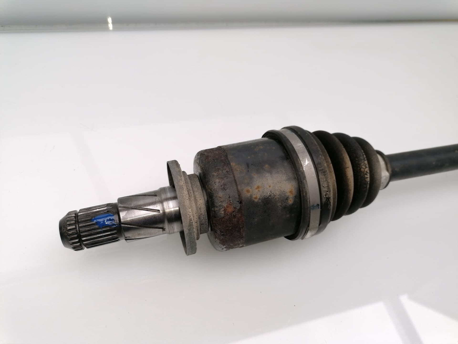Recambio SUBARU IMPREZA G12 ref. 28421FG040 2