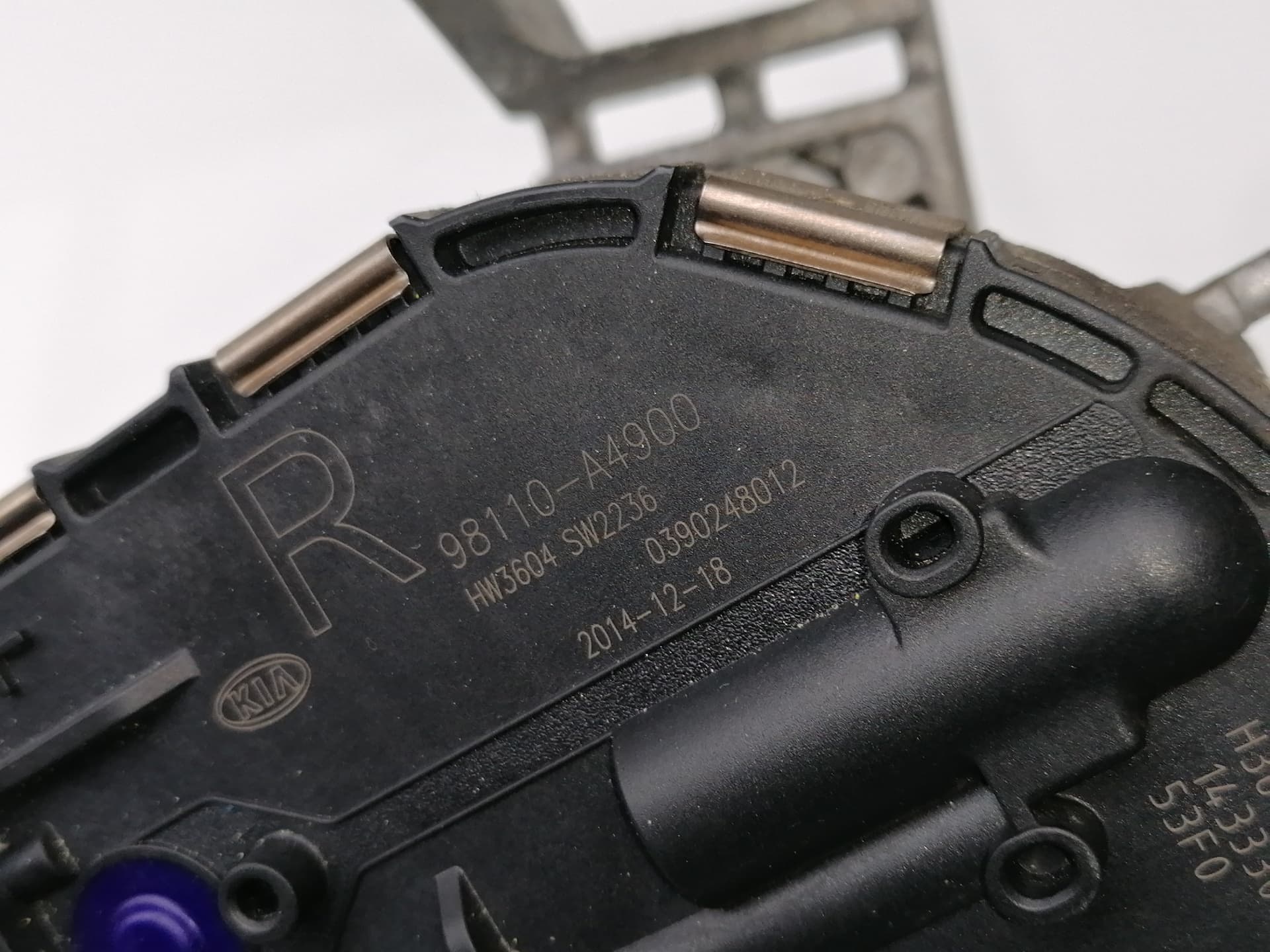 Motor limpia delantero KIA CARENS ( ) 2