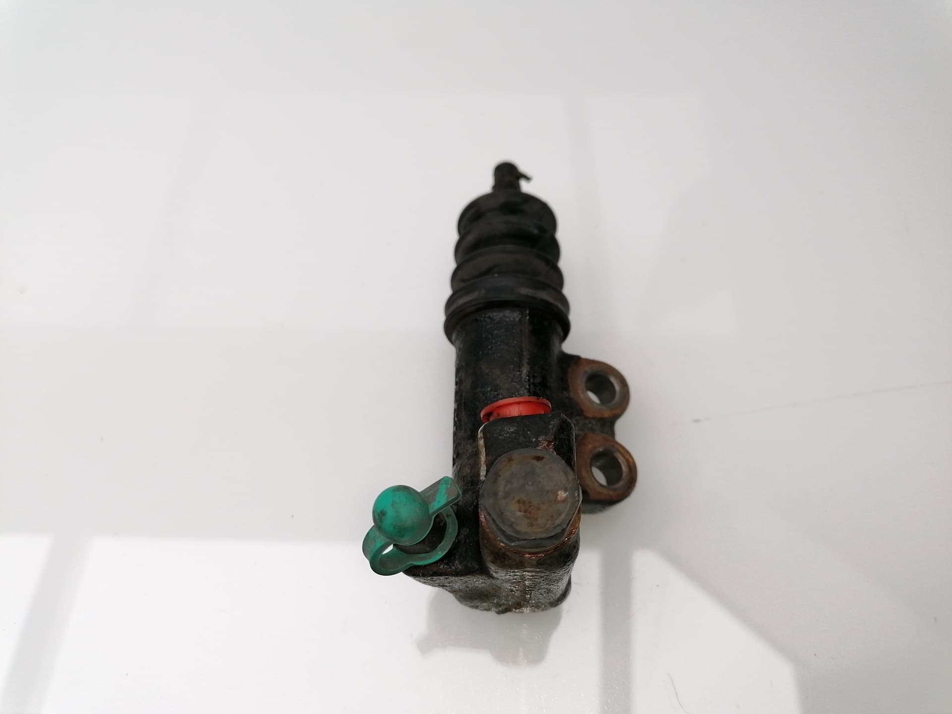 Bombin embrague KIA CARENS ( ) 2