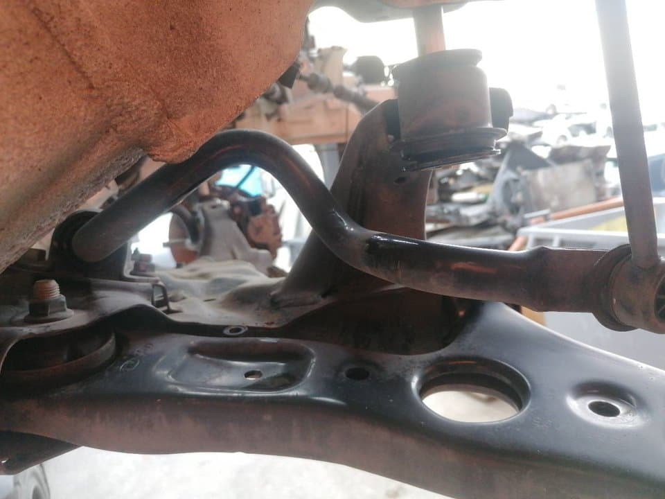 Barra estabilizadora delantera KIA CARENS ( )
