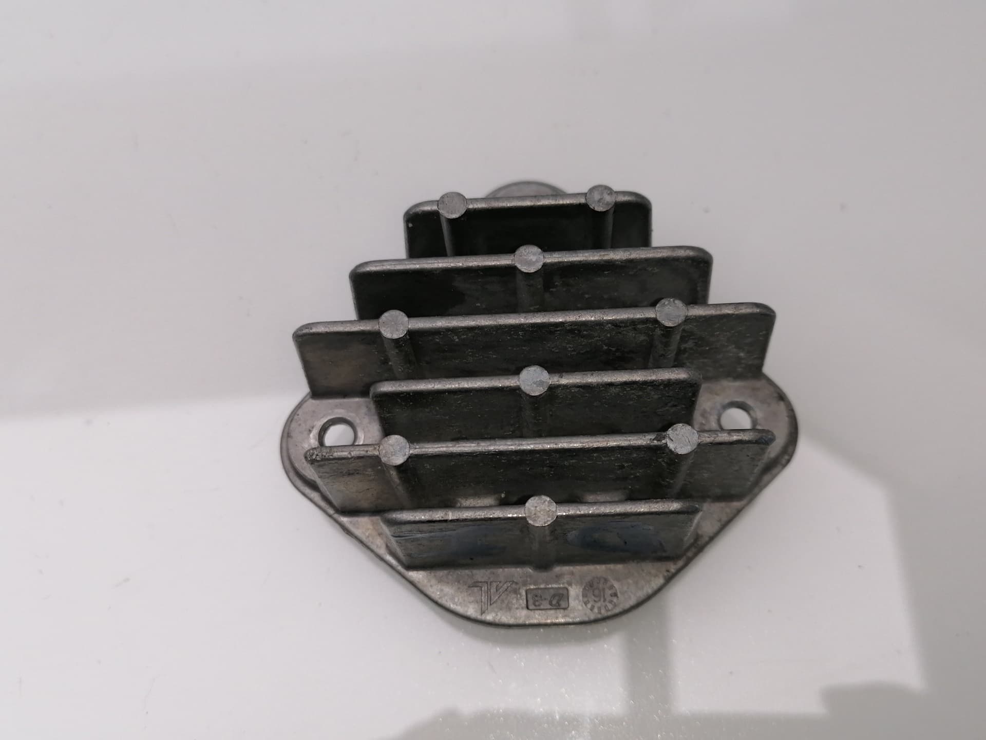 Faro izquierdo RENAULT CLIO IV 4