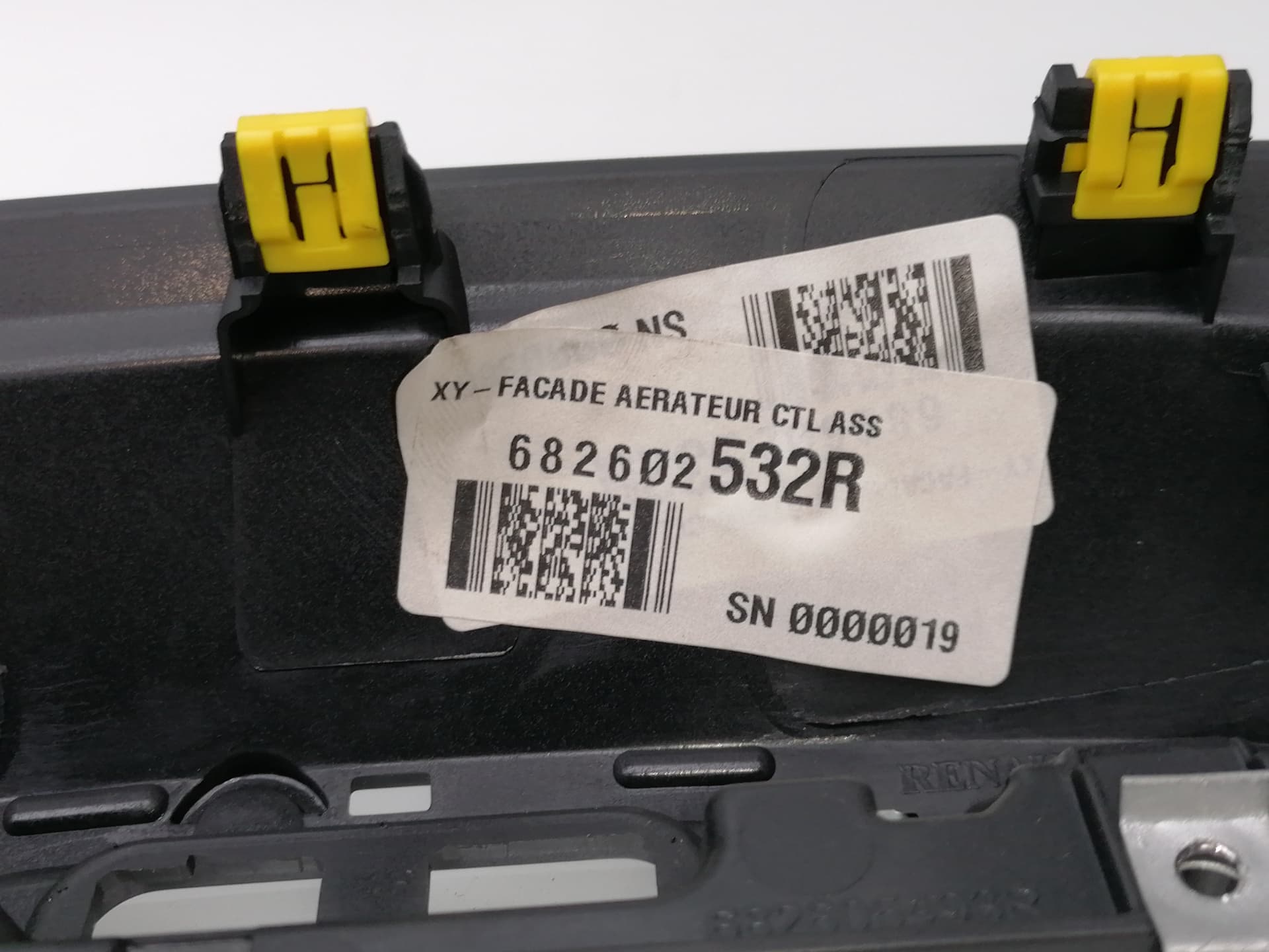 Plastico RENAULT CLIO IV 5